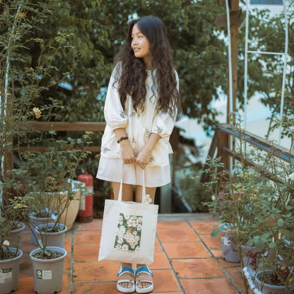 Canvas Tote Bag for Men & Women | 220 GSM Cotton, Premium Zipper, Coin Pouch (Garden)