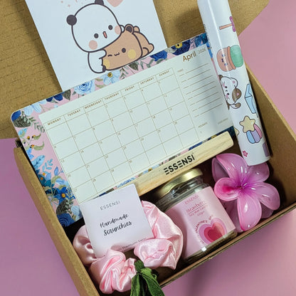 Valentine’s Day Gift Box for Girlfriend, Wife (Strawberry Kiss)
