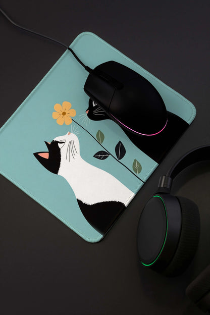 9x7 Inch Anti-Fray Mousepad for Students & Professionals | Non-Slip | Cats